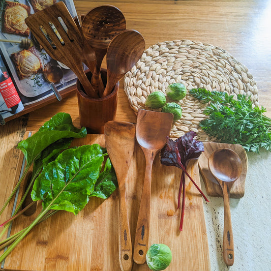 Montuk 9 Pcs Natural Teak Wood Cooking Utensils Set for Kitchen, Spoon Set.